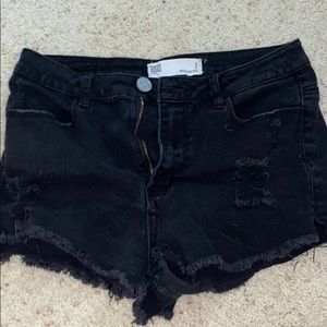 High-Rise distressed shorts!